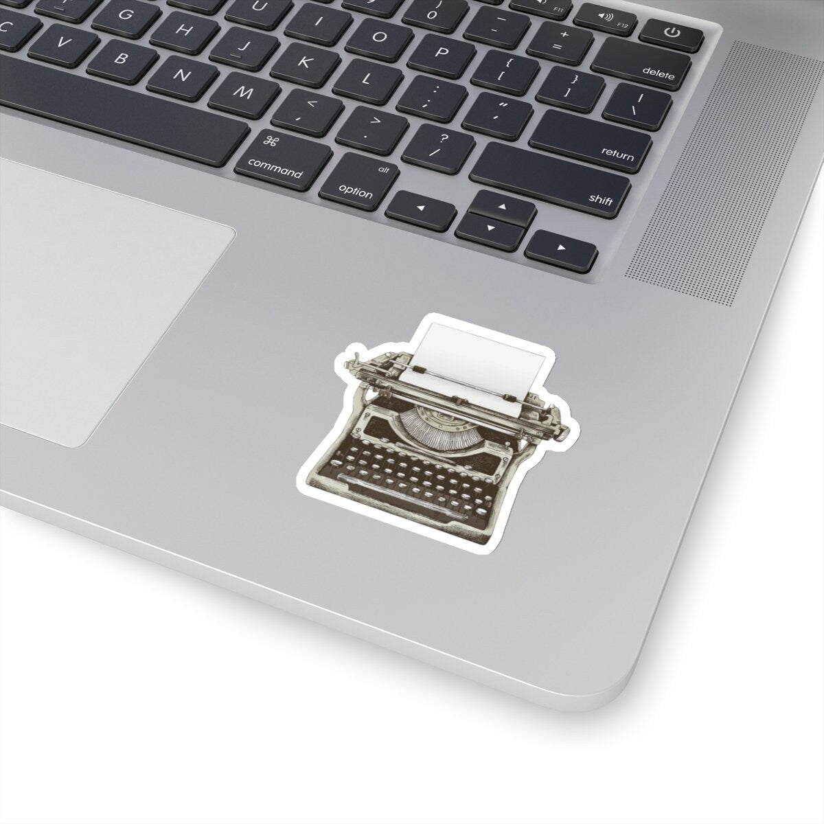Vintage Typewriter Sticker | Retro Vinyl Decal for Writers, Book Lovers & Bibliophiles